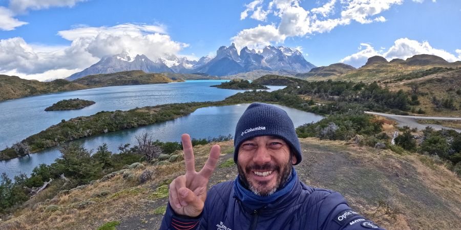 Un viaje Overlander por laos Cuernos del Paine